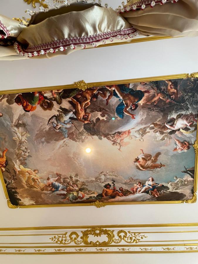 Suite Imperiale Eglise Du Couvent ナルボンヌ エクステリア 写真